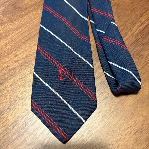 Vintage Yves Saint Laurent tie - navy with diagonal stripes - Picture 1 of 4